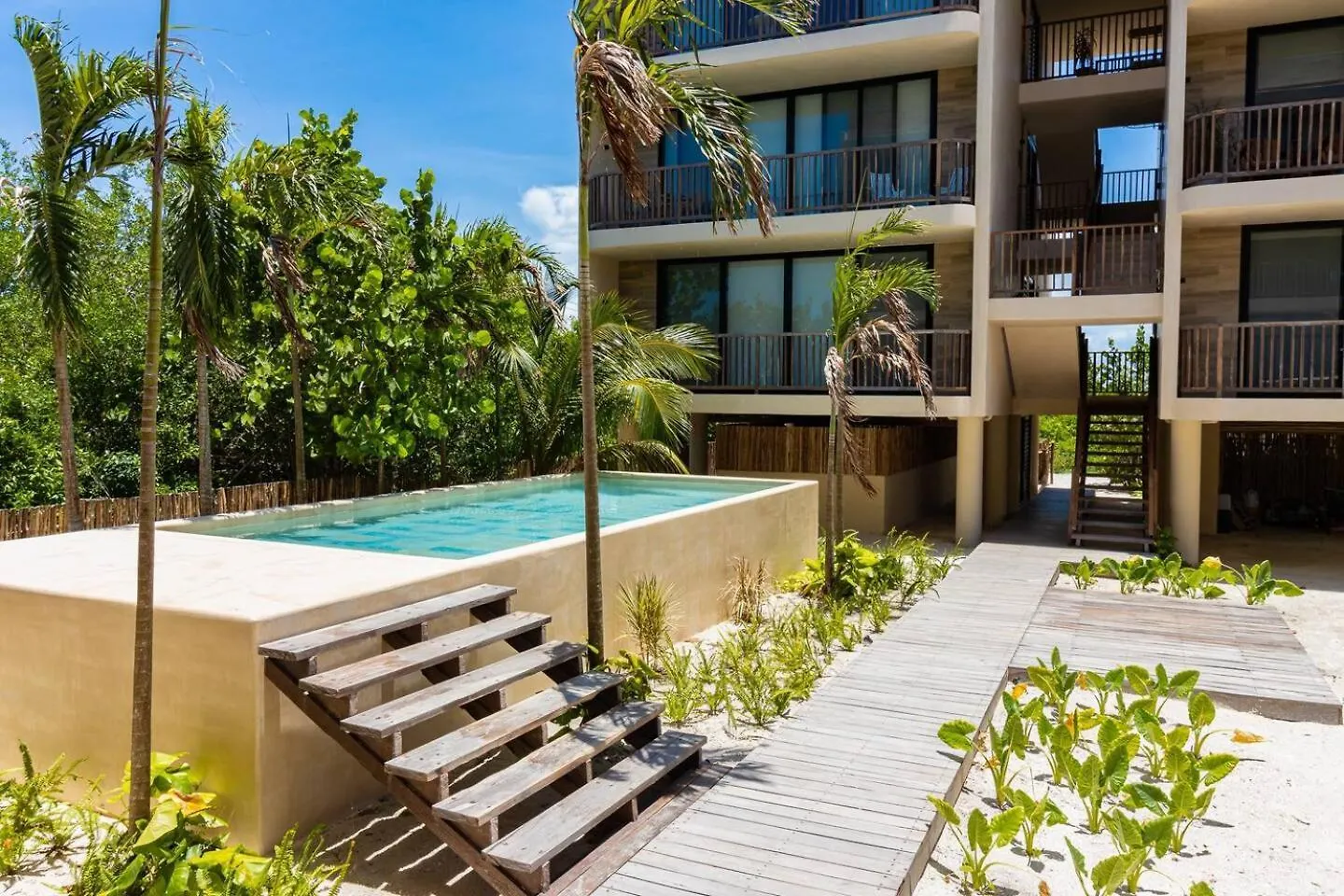 Pool View Loft Steps From The Ocean In Punta Cocos - C101 Hotel Isla Holbox